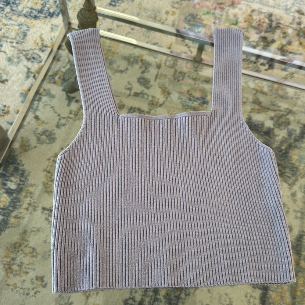Knit crop top🆕 - Picture 6 of 8